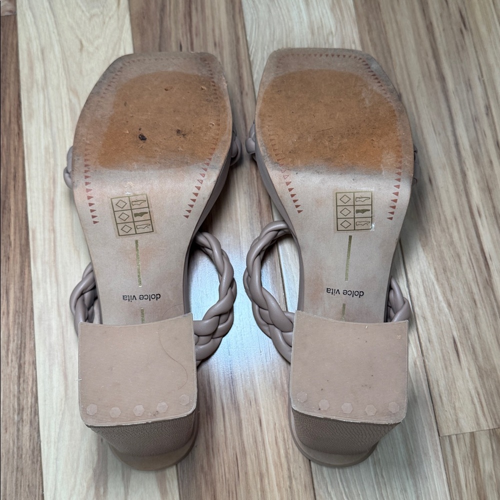 Dolce Vita Women's Braided Beige Heels - Picture 8 of 8
